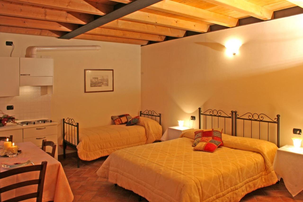 Agriturismo La Staffa Валеджо-суль-Минчо Экстерьер фото